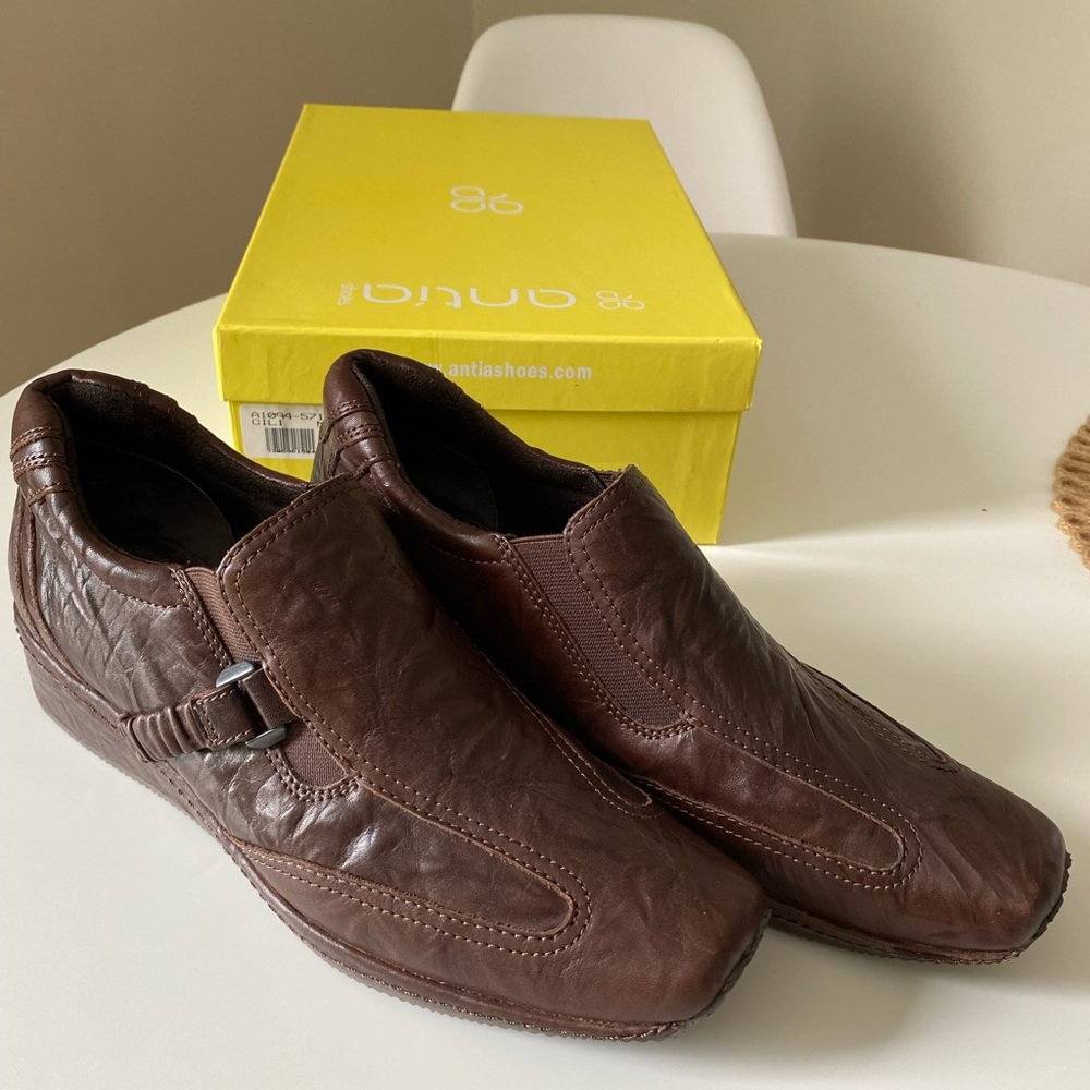 Antia Women’s Gili Brown Shoes Sz 10 N slip ons